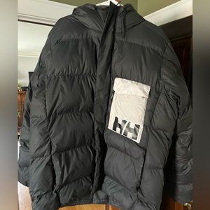 Helly Hansen synthetic puffer jacket men’s large